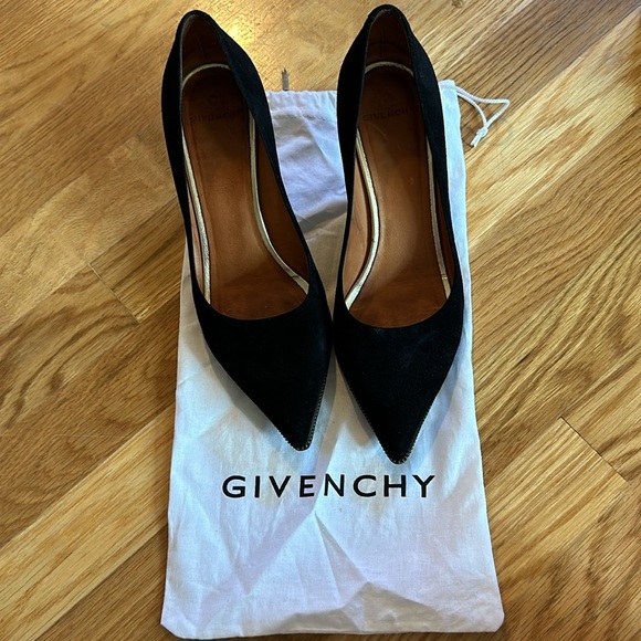 Givenchy Black Suede Pumps - Picture 6 of 6